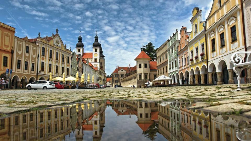 Hotel Ubytovani U Seniglu à Telč Extérieur photo